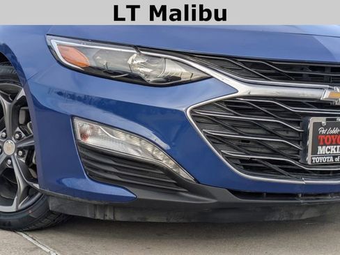 Used 2023 Chevrolet Malibu LT image 3