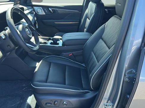 New 2026 Buick Enclave Avenir w/ Super Cruise Package image 9