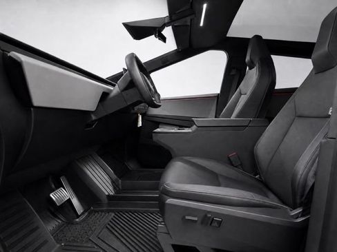 Used 2024 Tesla Cybertruck AWD Crew Cab image 21