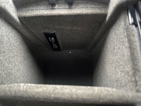 Used 2017 Mercedes-Benz GLS 450 4MATIC image 33