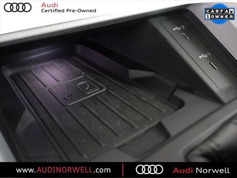 Certified 2025 Audi Q3 2.0T Premium Plus w/ Premium Plus Package image 5