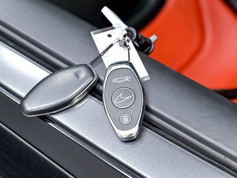 Used 2019 McLaren 600LT RWD image 68