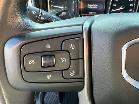 Used 2026 Chevrolet Colorado ZR2 w/ Technology Package AWD/4WD image 25