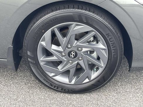 Used 2024 Hyundai Elantra SEL image 10