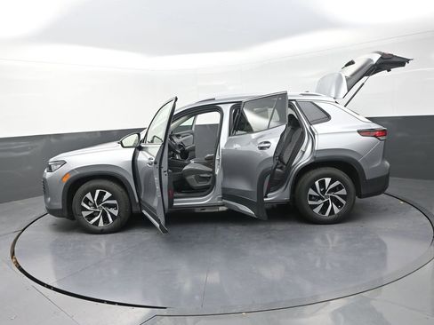 New 2026 Volkswagen Tiguan S image 32