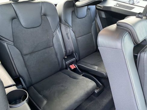 Used 2019 Volvo XC90 T6 R-Design w/ Advanced Package image 24