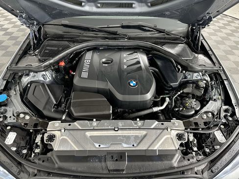 Used 2025 BMW 330i Sedan w/ M Sport Package image 31