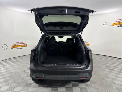 New 2026 Nissan Kicks SV w/ Illumination Package image 5