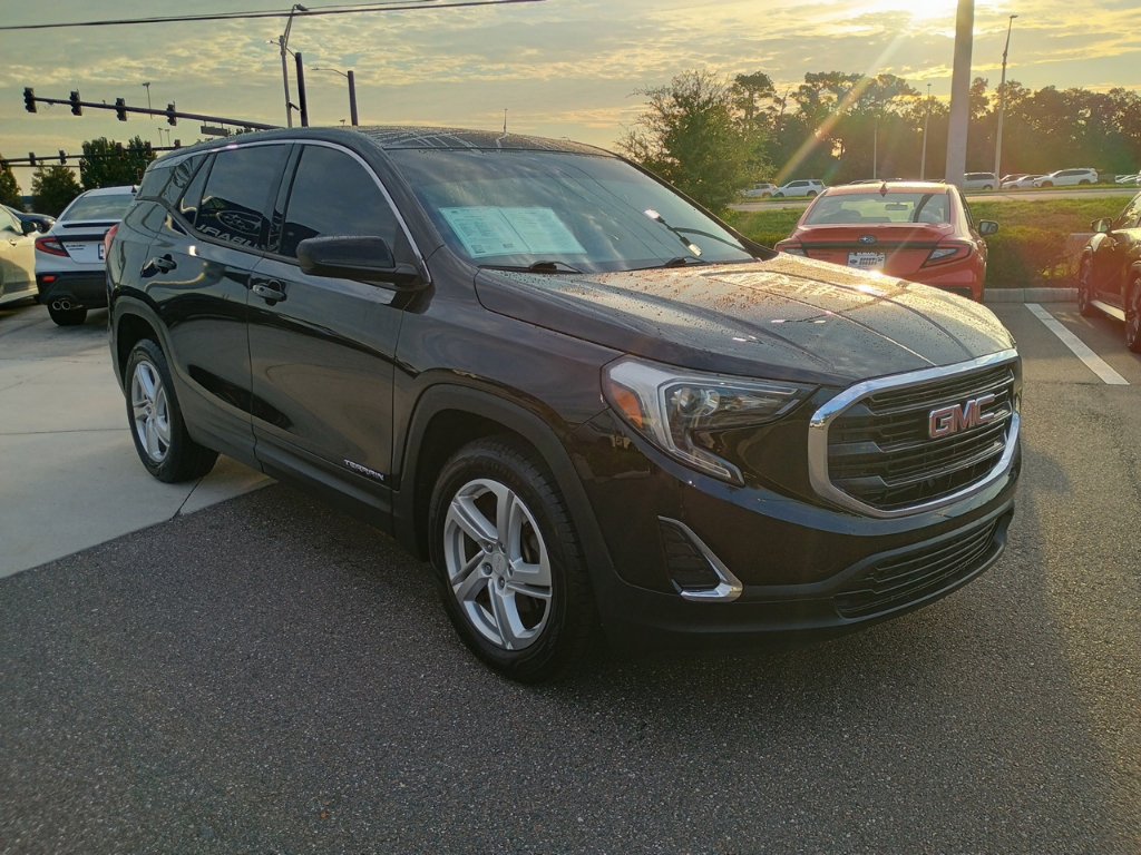 Used 2018 GMC Terrain SLE FWD image 3