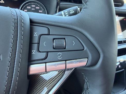 Certified 2024 Cadillac XT6 Premium Luxury w/ Platinum Package image 30