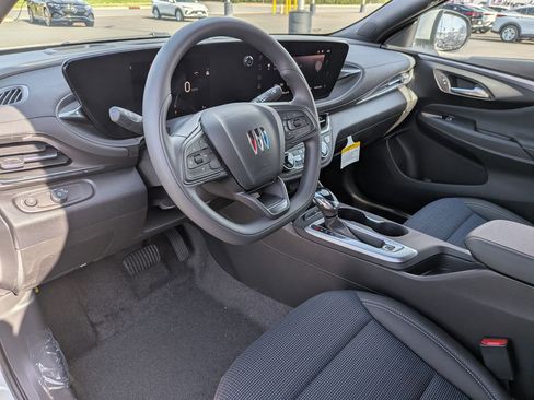 New 2026 Buick Envista Preferred w/ Advanced Safety Package FWD image 9
