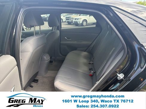 Used 2023 Hyundai Elantra SEL w/ Cargo Package FWD image 23