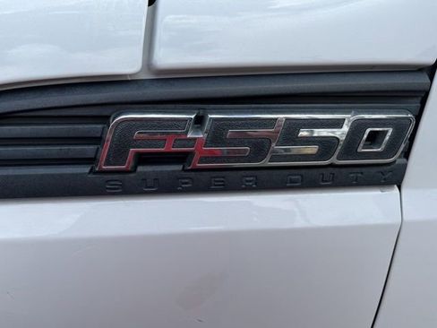 Used 2015 Ford F550 4x4 Crew Cab Super Duty image 8