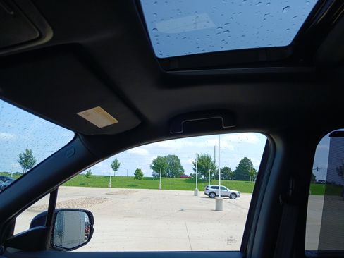 Used 2023 Honda Passport Elite image 17