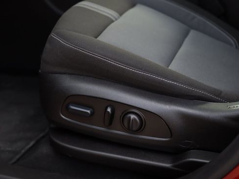 Used 2024 Chevrolet Blazer LT image 22