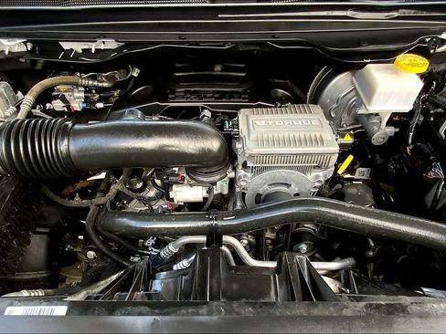 Used 2024 RAM 1500 Laramie image 25