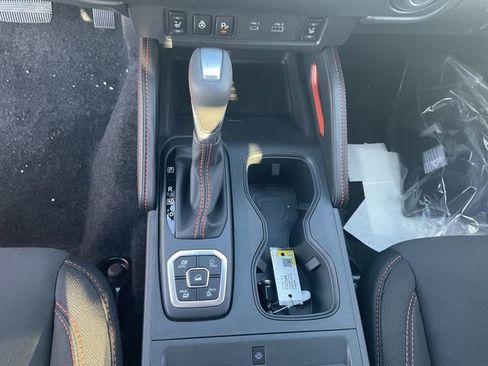 New 2026 Nissan Frontier PRO-4X w/ Pro-4x Convenience Package image 24