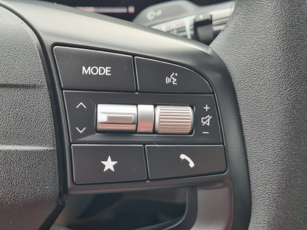 Used 2025 Kia K4 FWD image 20