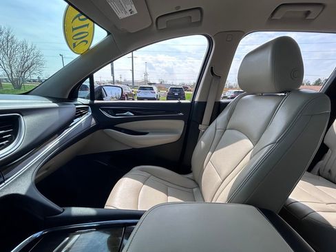 Used 2019 Buick Enclave Premium w/ Experience Buick Package AWD/4WD image 37