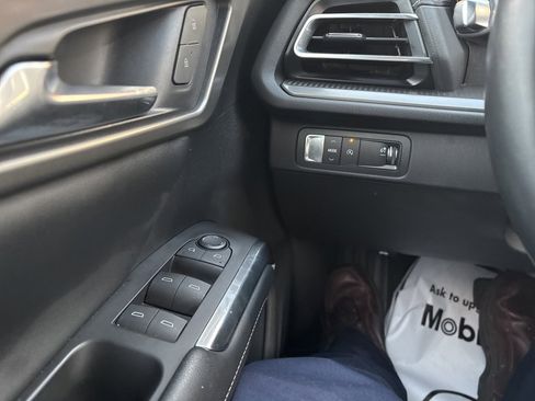 Used 2024 Chevrolet Traverse LS image 20