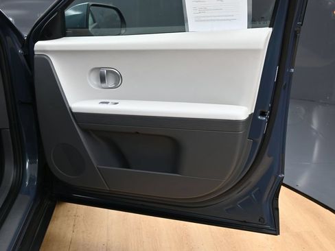 Used 2023 Hyundai Ioniq 5 SE RWD image 37