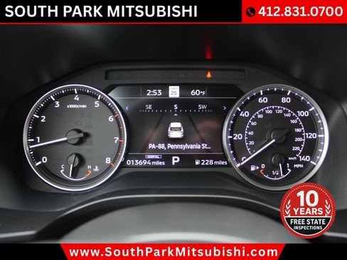 Used 2024 Mitsubishi Outlander Ralliart AWD/4WD image 21
