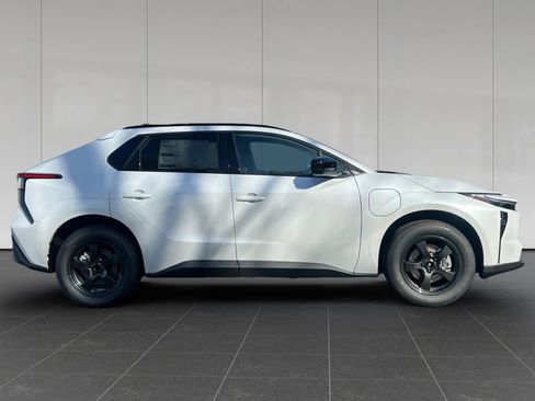 New 2026 Toyota bZ FWD image 6