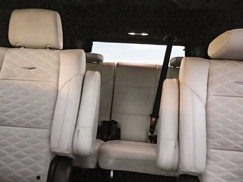 Used 2025 Cadillac Escalade V AWD/4WD image 26