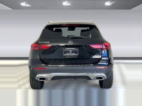 Certified 2026 Mercedes-Benz GLA 250 image 9