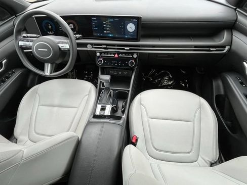 Used 2025 Hyundai Santa Cruz SEL AWD/4WD image 30