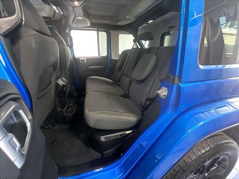 Used 2024 Jeep Wrangler Unlimited Sahara w/ Safety Group AWD/4WD image 15