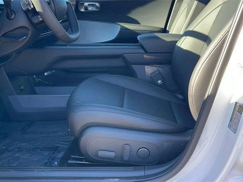 New 2025 Hyundai Ioniq 6 SEL image 11