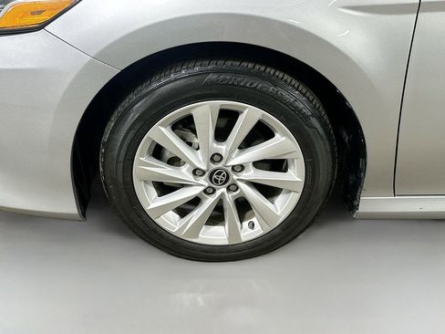 Used 2024 Toyota Camry LE FWD image 8