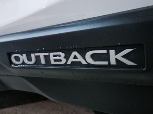 Used 2022 Subaru Outback Limited AWD/4WD image 41
