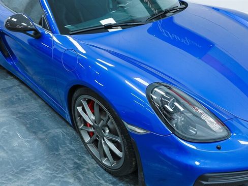 Used 2016 Porsche Cayman GT4 RWD image 38
