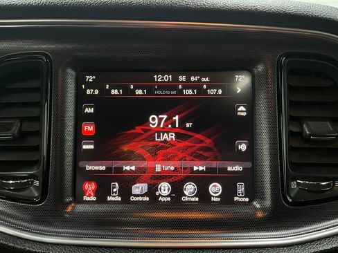 Used 2016 Dodge Challenger R/T Scat Pack w/ Leather Interior Group image 22