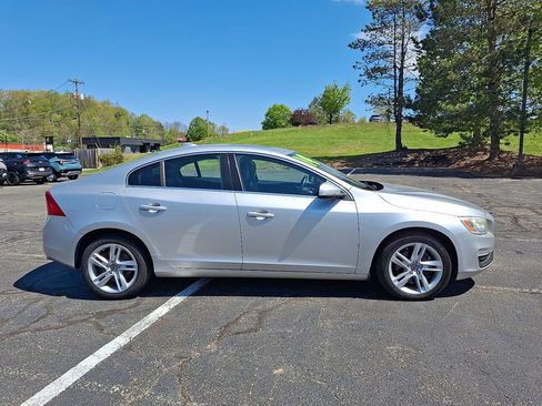 Used 2014 Volvo S60 T5 FWD image 17