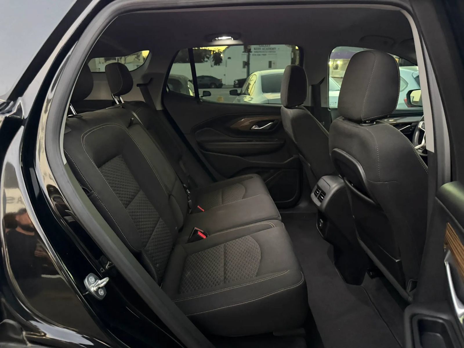 Used 2018 GMC Terrain SLE FWD image 20