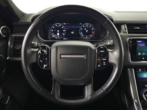 Used 2018 Land Rover Range Rover Sport HSE image 19