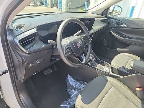 Used 2026 Buick Encore GX Preferred FWD image 9