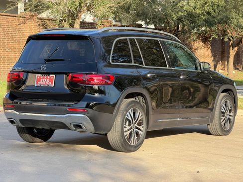 Certified 2025 Mercedes-Benz GLB 250 image 12
