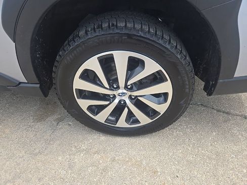 Used 2023 Subaru Outback Premium AWD/4WD image 24