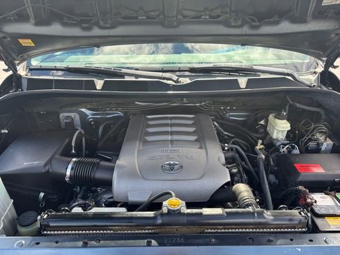 Used 2010 Toyota Tundra 2WD CrewMax image 27