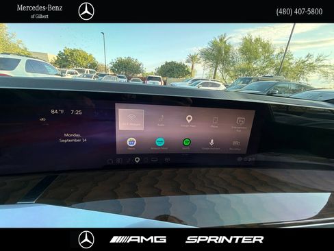 Used 2025 Cadillac Escalade ESV Sport Platinum AWD/4WD image 28