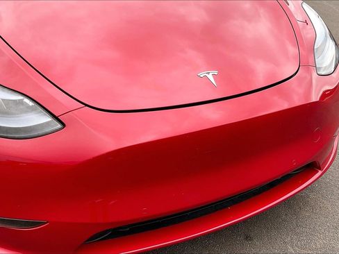 Used 2022 Tesla Model Y Performance image 33