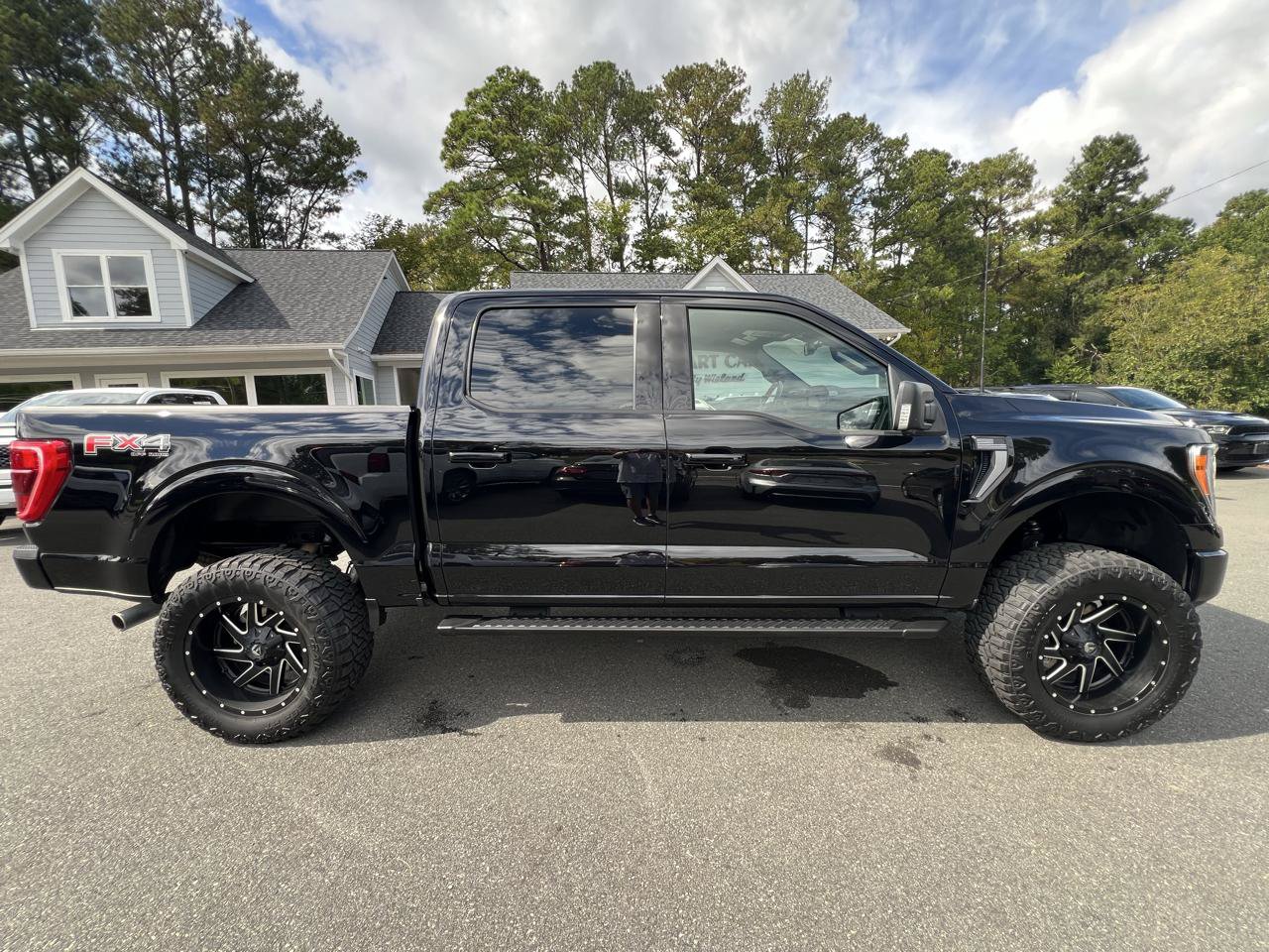 Used 2020 Ford F150 Platinum w/ Equipment Group 701A Luxury AWD/4WD image 6