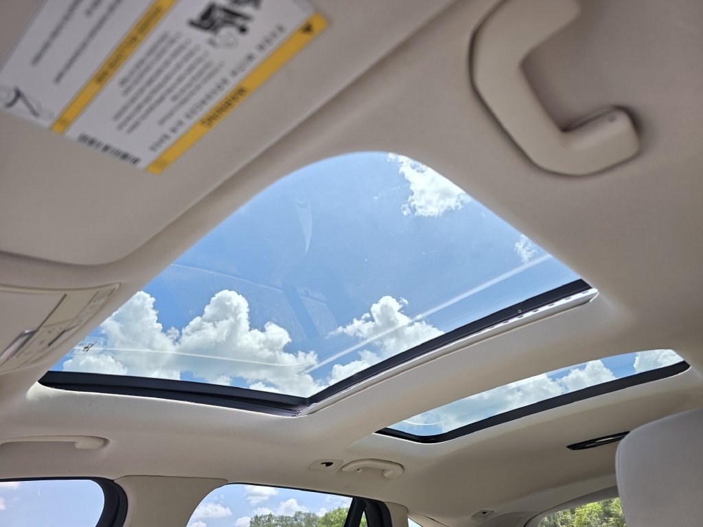 Used 2019 Mercedes-Benz GLC 350e 4MATIC image 22