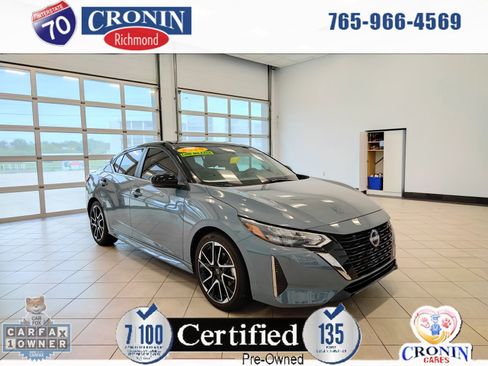 Used 2025 Nissan Sentra SR FWD image 1