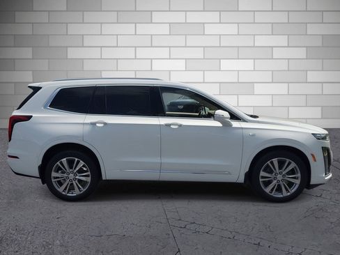 Certified 2024 Cadillac XT6 Premium Luxury w/ Platinum Package FWD image 6