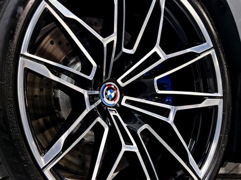 Used 2023 BMW M4 xDrive Competition w/ Executive Package image 21